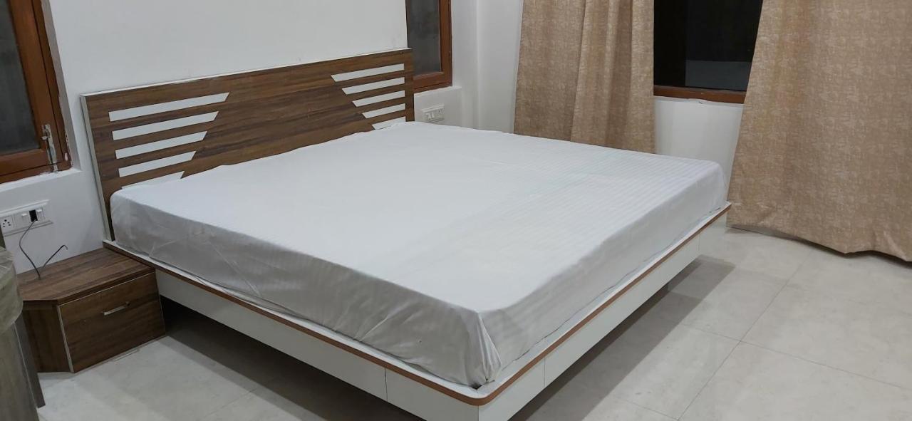 Solitude Inn Bnb Shimla Esterno foto