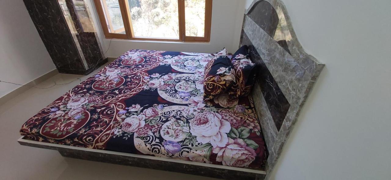Solitude Inn Bnb Shimla Esterno foto